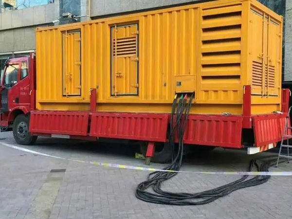 临渭如何确定水冷式机油散热器密封件的规格型号？